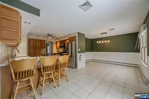 77 Garside Ave, Wayne, NJ 07470 - Photo 10