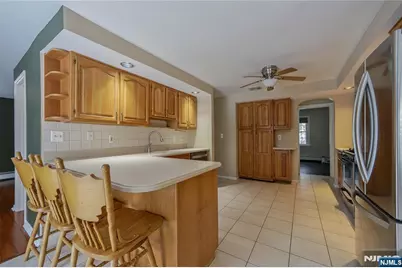 77 Garside Avenue, Wayne, NJ 07470 - Photo 12