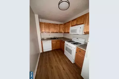 25 Zabriskie Street 3F #3F, Hackensack, NJ 07601 - Photo 6