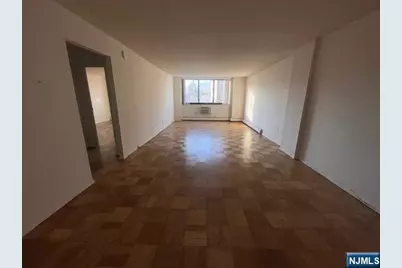 25 Zabriskie Street 3F #3F, Hackensack, NJ 07601 - Photo 2