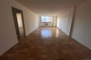 25 Zabriskie Street 3F, Hackensack, NJ 07601 - Photo 2