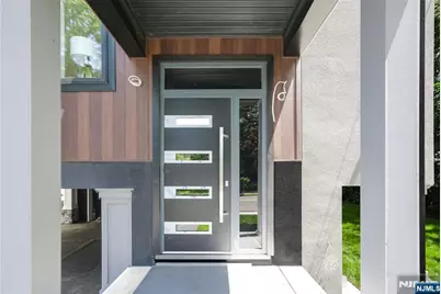 429 Riverside Avenue, Rutherford, NJ 07070 - Photo 2