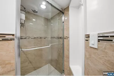 1265 15th Street 15A #15A, Fort Lee, NJ 07024 - Photo 10