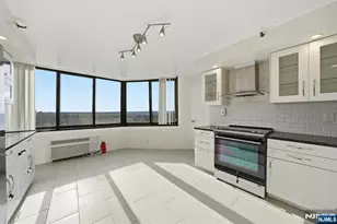 1265 15th Street 15A, Fort Lee, NJ 07024 - Photo 6