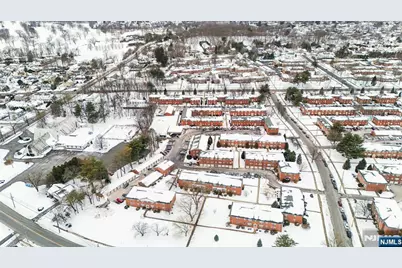 55 Knox Terrace 1B #1B, Wayne, NJ 07470 - Photo 4