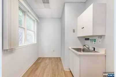 504 Hamburg Turnpike 101B #101B, Wayne, NJ 07470 - Photo 10