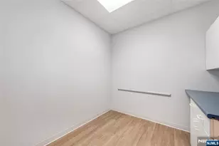 504 Hamburg Turnpike 101B, Wayne, NJ 07470 - Photo 8