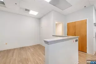 504 Hamburg Turnpike 101B, Wayne, NJ 07470 - Photo 14