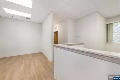 504 Hamburg Turnpike 101B #101B, Wayne, NJ 07470 - Photo 16