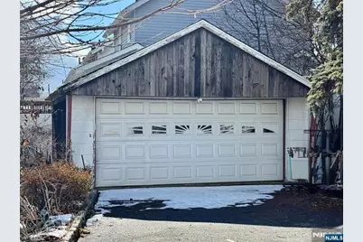 182 Hillside Avenue, Teaneck Township, NJ 07666 - Photo 4