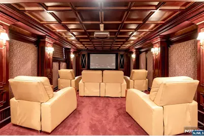 304 Blauvelt Court, Paramus, NJ 07652 - Photo 42