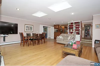 295 Rock Road, Glen Rock, NJ 07452 - Photo 12