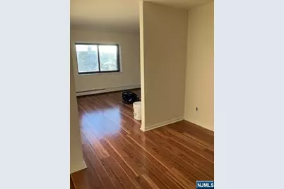 127 E Columbia Avenue C-8 #C-8, Palisades Park, NJ 07650 - Photo 6