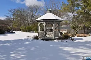 140 Bellair Road Q, Ridgewood, NJ 07450 - Photo 26