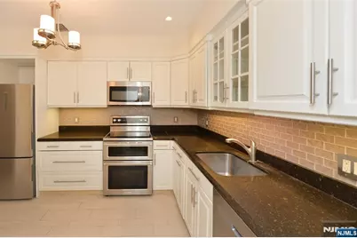 140 Bellair Road Q #Q, Ridgewood, NJ 07450 - Photo 12