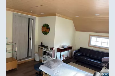 763 River Road 4 #4, Teaneck Township, NJ 07666 - Photo 8