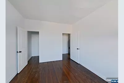 207 Valley Road 9 #9, Clifton, NJ 07013 - Photo 4