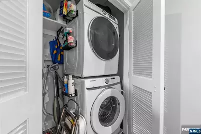 299 Columbia Avenue, Jersey City, NJ 07307 - Photo 16