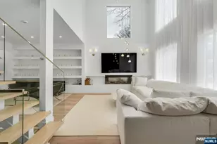 27 Knickerbocker Rd, Closter, NJ 07624 - Photo 6