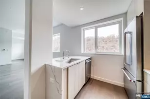 800 Ave At Port Imperial 323, Weehawken, NJ 07086 - Photo 4