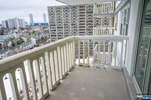 555 North Ave 10C, Fort Lee, NJ 07024 - Photo 24