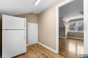 182 Woodland Ave 2, Verona, NJ 07044 - Photo 12