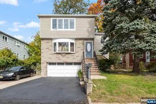 30 Warman St, Montclair, NJ 07042 - Photo 2