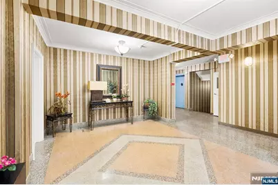 2350 Linwood Avenue 1E #1E, Fort Lee, NJ 07024 - Photo 10