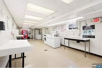 2350 Linwood Avenue 1E #1E, Fort Lee, NJ 07024 - Photo 8