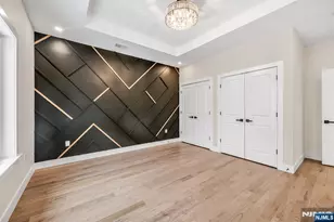 623 Alberta Dr, Paramus, NJ 07652 - Photo 38