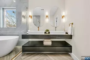 623 Alberta Dr, Paramus, NJ 07652 - Photo 34