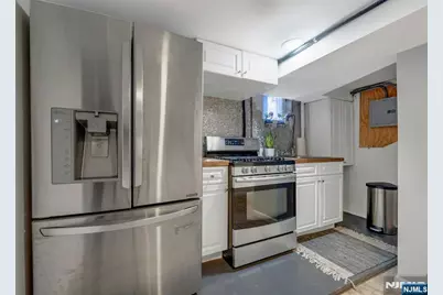 262 Claremont, Montclair, NJ 07042 - Photo 30