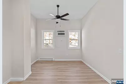 129 Main Street 3 #3, Bloomingdale, NJ 07403 - Photo 2