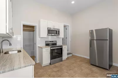 129 Main Street 3 #3, Bloomingdale, NJ 07403 - Photo 14