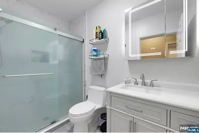 155 The Promenade, Edgewater, NJ 07020 - Photo 10