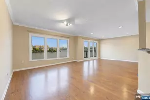 155 The Promenade, Edgewater, NJ 07020 - Photo 4