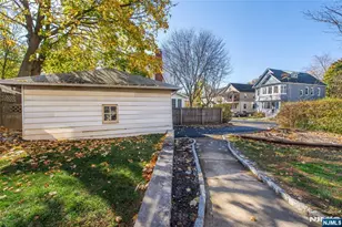 51 Cedar Ave, Montclair, NJ 07042 - Photo 22