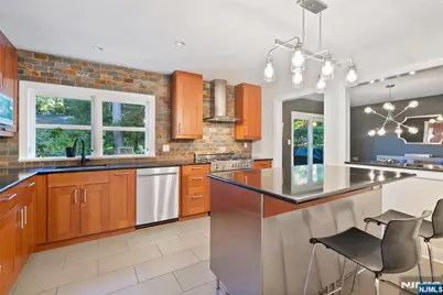 44 Rumson Road, Livingston, NJ 07039 - Photo 10