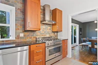 44 Rumson Road, Livingston, NJ 07039 - Photo 12