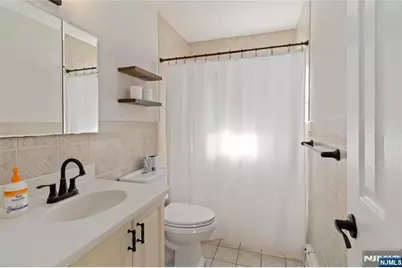 9 McKinley Place, West Milford, NJ 07480 - Photo 12