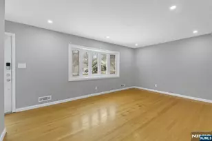 14 Passaic Ave, Hasbrouck Heights, NJ 07604 - Photo 8
