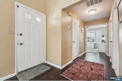 79 Konight Court 79 #79, Mahwah, NJ 07430 - Photo 2