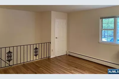 706 Washington Drive, Ramsey, NJ 07446 - Photo 8