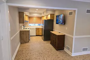 135 Linden Ave, Elmwood Park, NJ 07407 - Photo 2