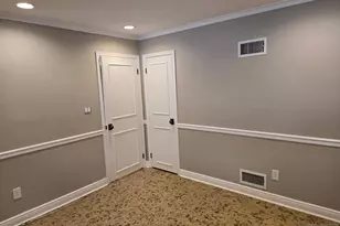 135 Linden Ave, Elmwood Park, NJ 07407 - Photo 10