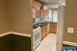 87 Trotters Ln, Allendale, NJ 07401 - Photo 4