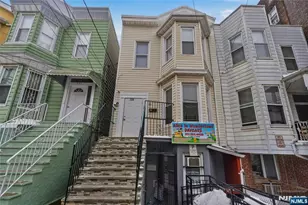 725 17th St, Union City, NJ 07087 - Photo 1