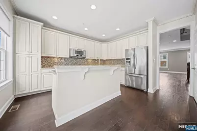 4 Wesmont Drive 1102 #1102, Wood Ridge, NJ 07075 - Photo 10