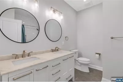 272 S Prospect Avenue, Bergenfield, NJ 07621 - Photo 14