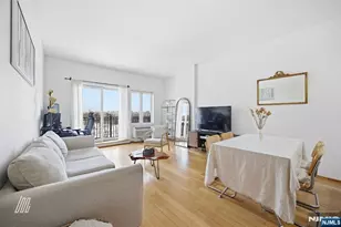 1312 City Pl, Edgewater, NJ 07020 - Photo 2